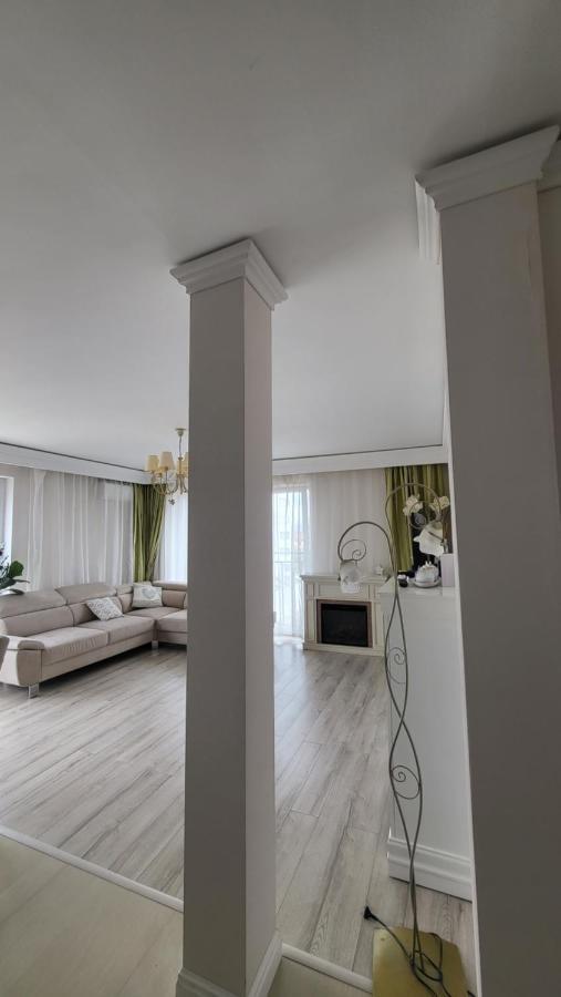 Апартаменты Sibiu Bach Penthouse Экстерьер фото