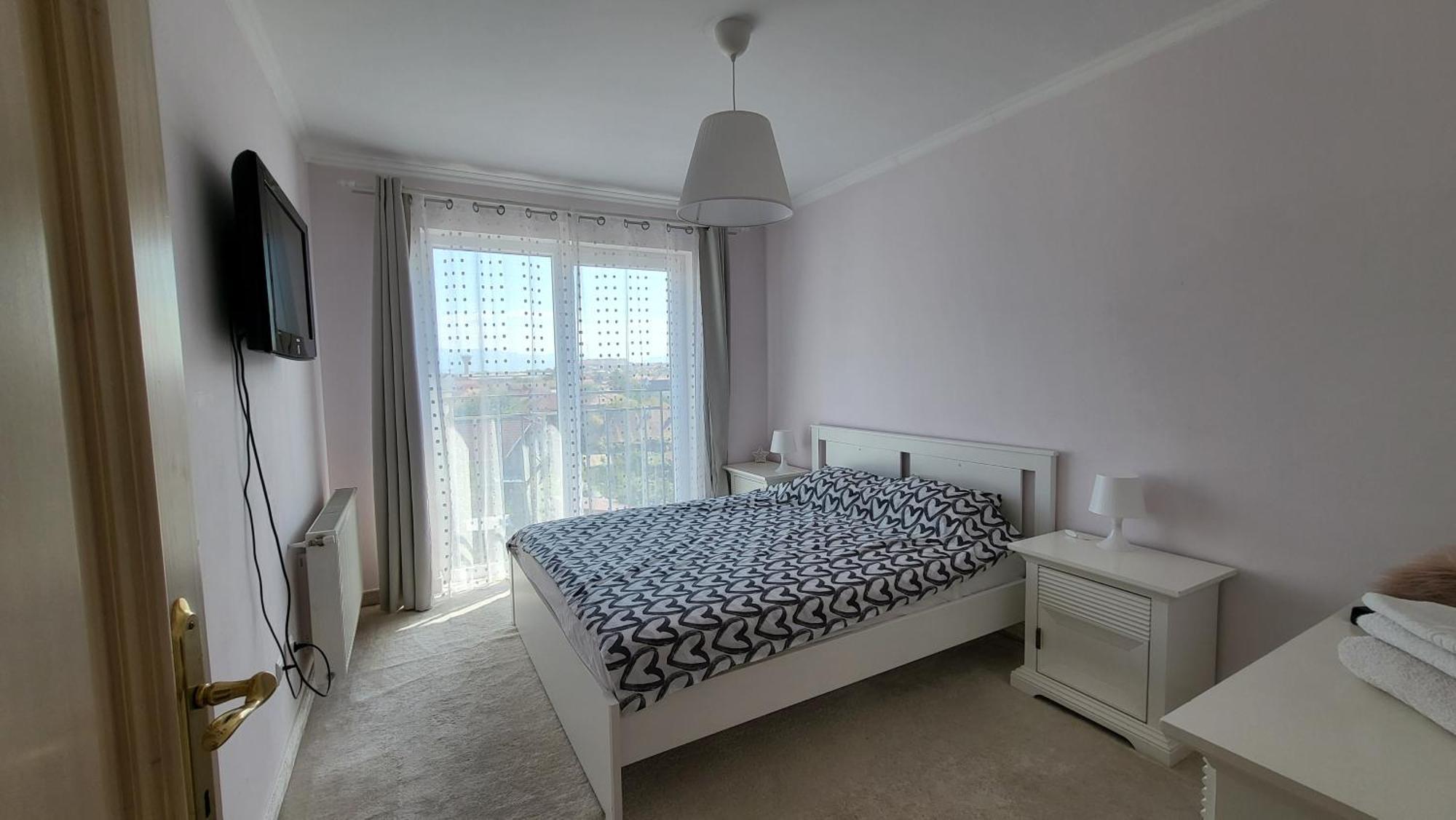 Апартаменты Sibiu Bach Penthouse Экстерьер фото