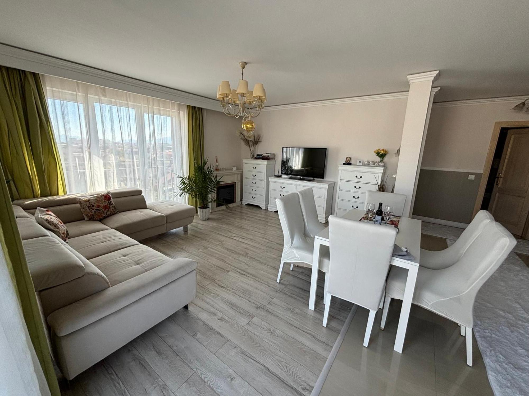 Апартаменты Sibiu Bach Penthouse Экстерьер фото